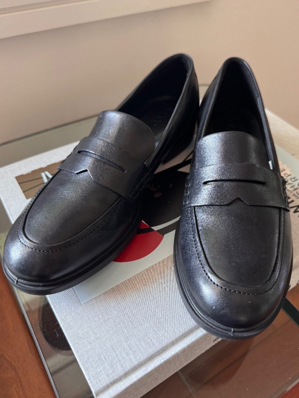 ECCO Black Leather Penny Loafers | Women’s 8.5–9 (EU 39)